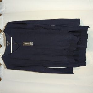 Cable and Gauge dark blue vneck hi-low sweater long sleeve sz large NEW
